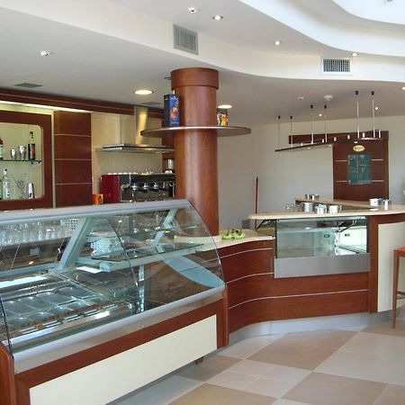 Hermes Hotel Policoro Luaran gambar