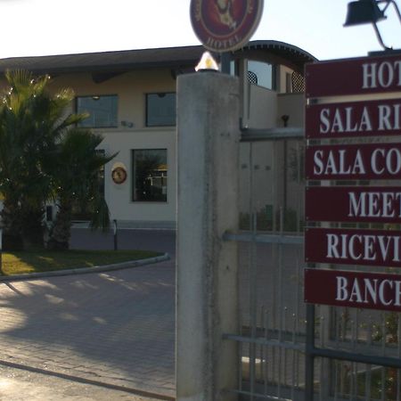 Hermes Hotel Policoro Luaran gambar
