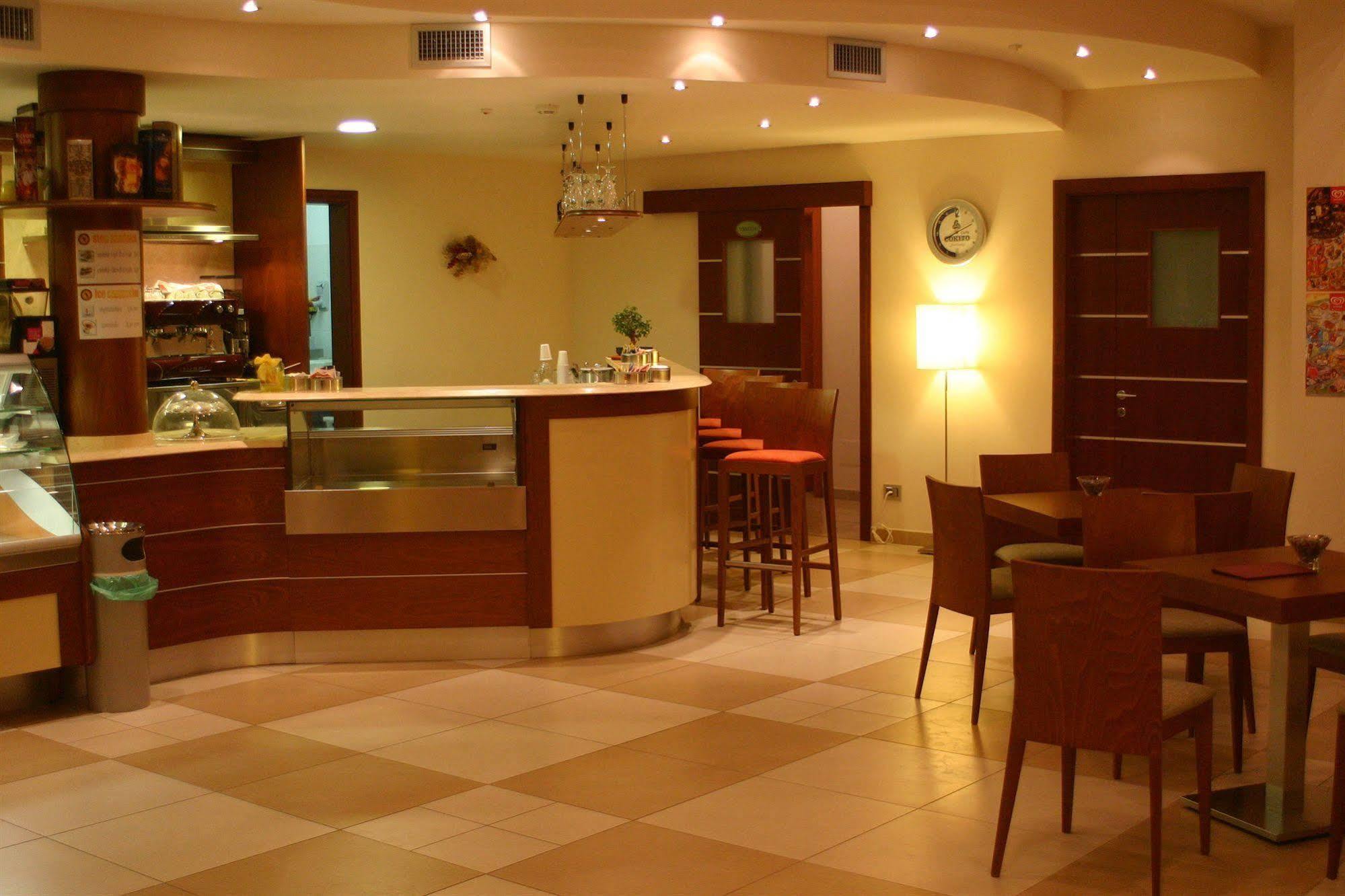 Hermes Hotel Policoro Luaran gambar