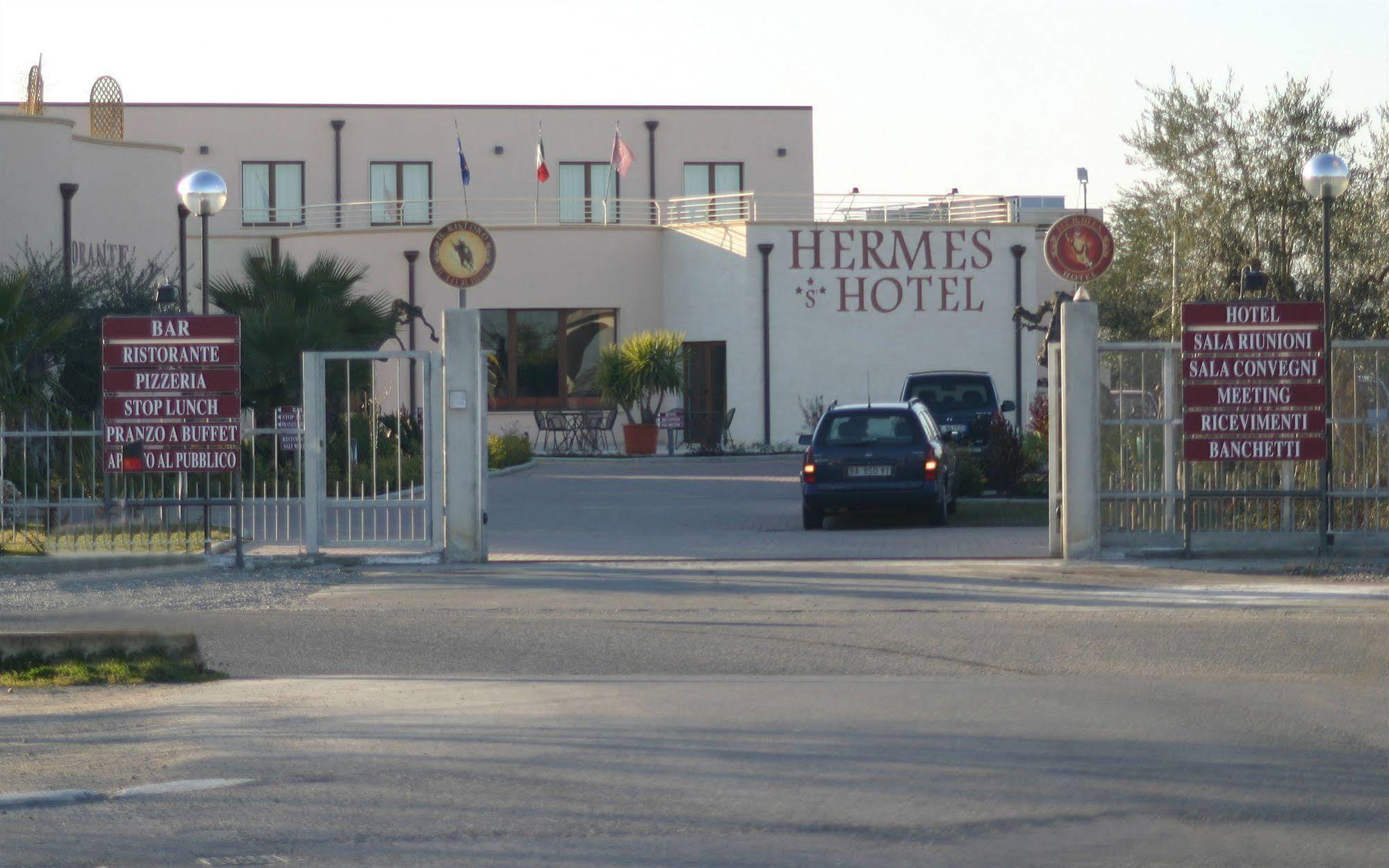 Hermes Hotel Policoro Luaran gambar